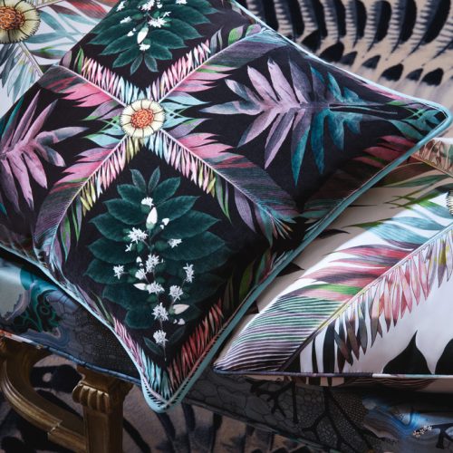 Christian_Lacroix_SS2022_Utopia_by_Philippe_Garcia_-_Feather_Park_cushion_-_CMJN
